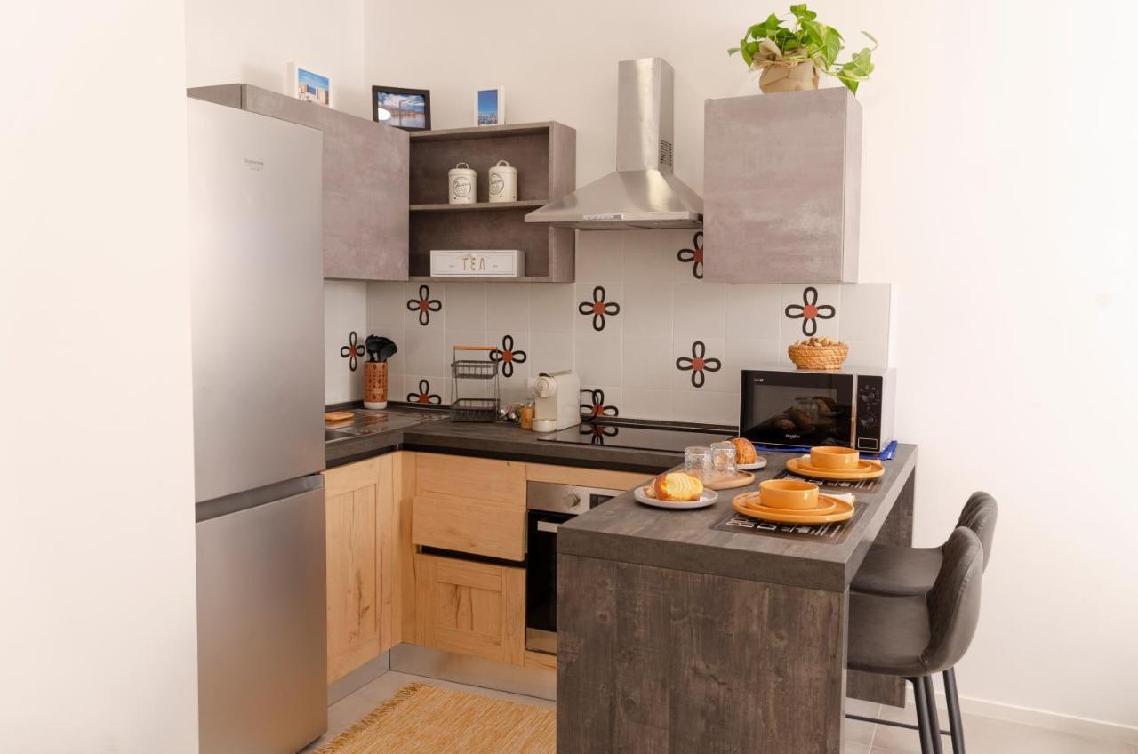 Apulialux Garruba Cozy Apt & Parking Бари Экстерьер фото